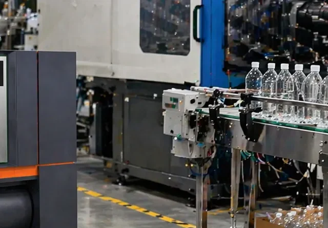 Compressed Air Applications in Injection Molding Factories